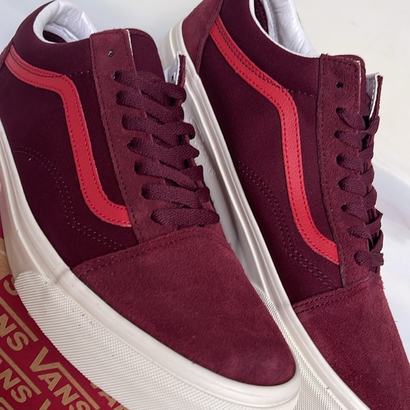 Vans Men’s Old Skool
Secret Lover Port Royale
VN0007NT4QU
Sneakers - Picture 8 of 16